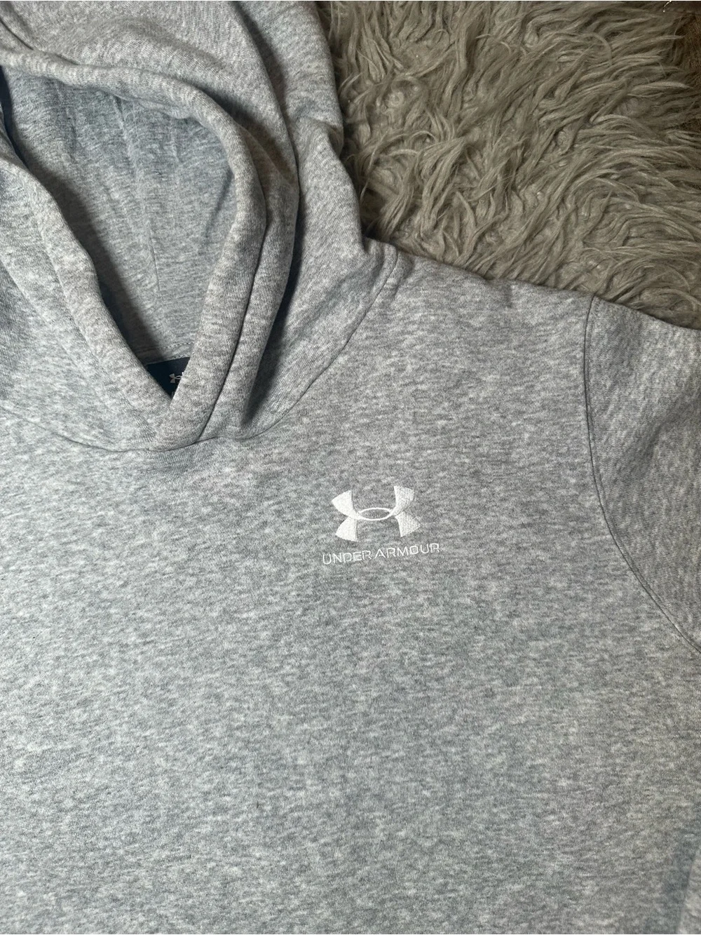 Under Armour Heather Gray Pullover Hoodie Sweatshirt Kangaroo Pocket